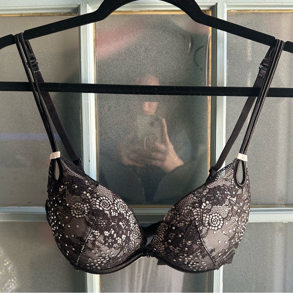 Elegant Black Lace Bra